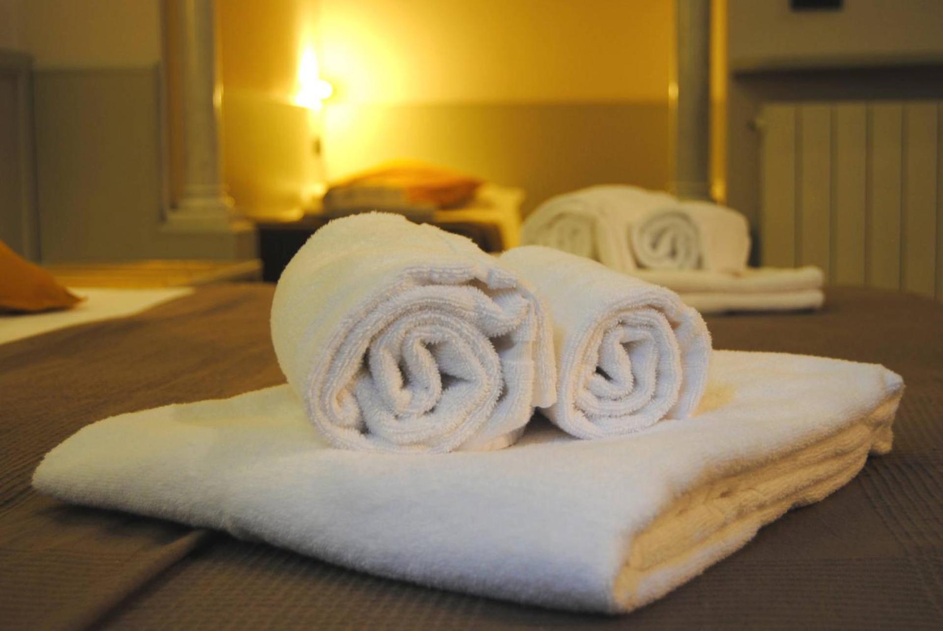 Hotel White Rose Igi Airport New Delhi Eksteriør billede