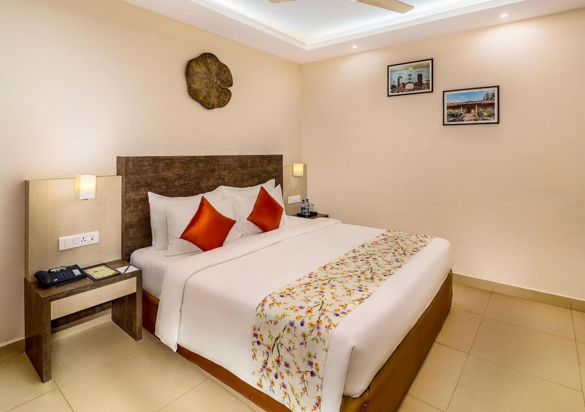 Hotel White Rose Igi Airport New Delhi Eksteriør billede
